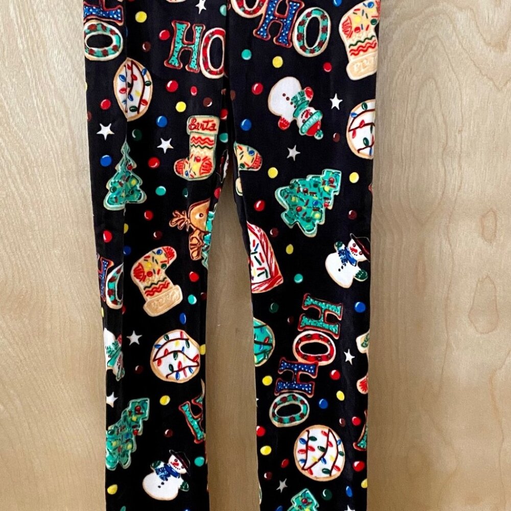 NWT Super Plush Xmas Cookie Leggings